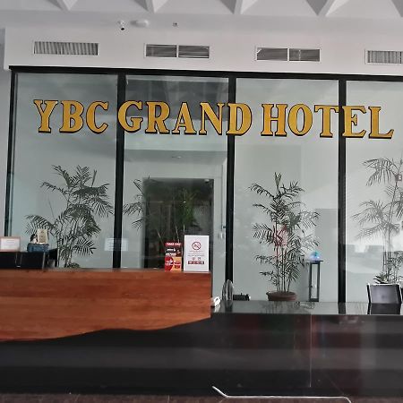 Ybc Grand Hotel Olongapo Eksteriør bilde
