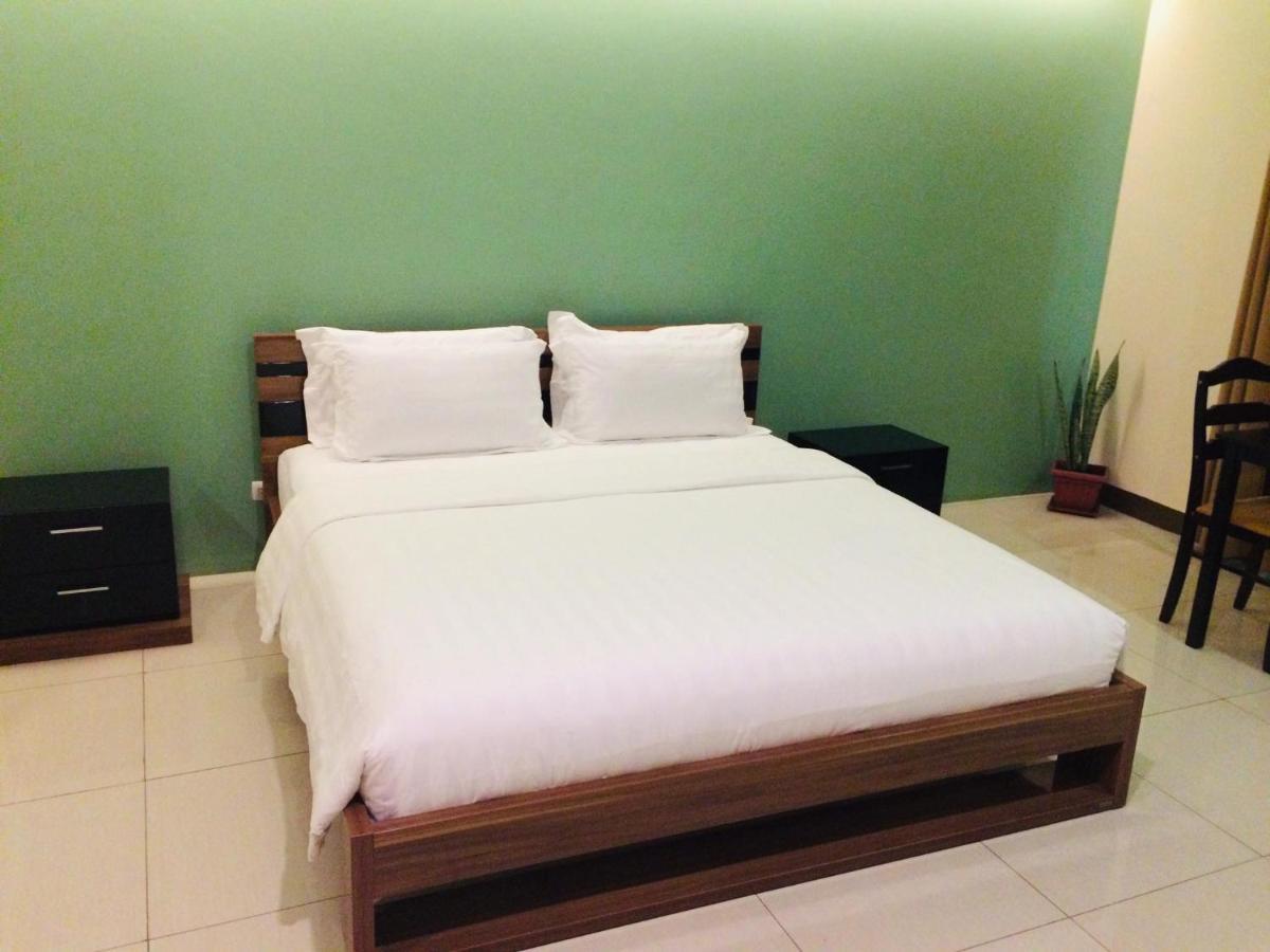 Ybc Grand Hotel Olongapo Eksteriør bilde