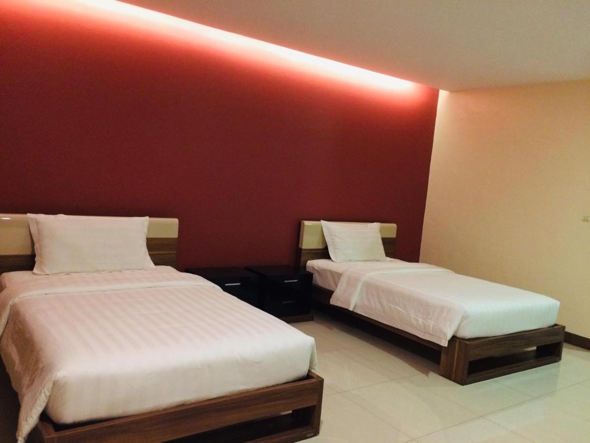 Ybc Grand Hotel Olongapo Eksteriør bilde
