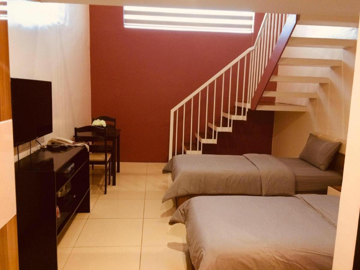 Ybc Grand Hotel Olongapo Eksteriør bilde