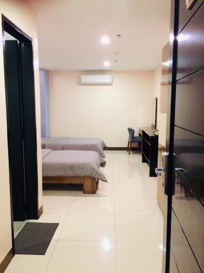 Ybc Grand Hotel Olongapo Eksteriør bilde