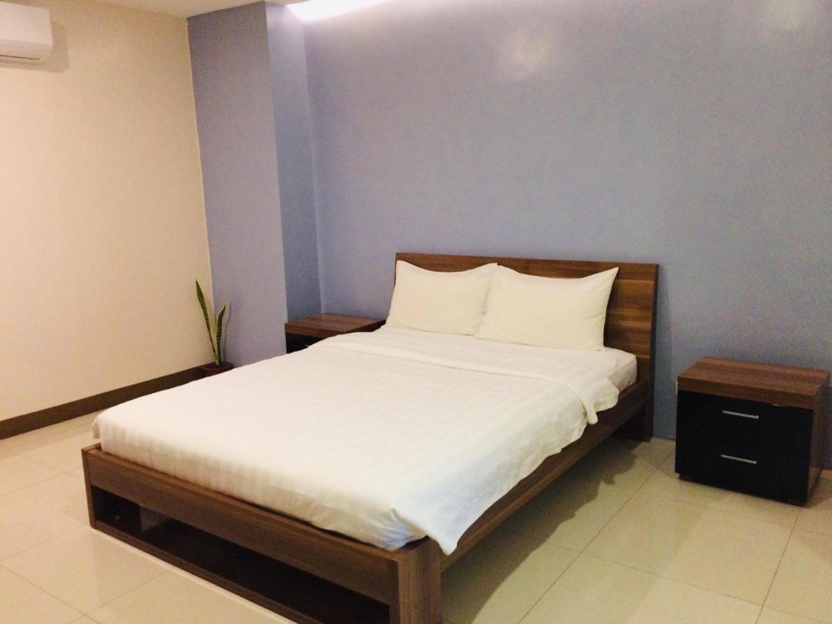 Ybc Grand Hotel Olongapo Eksteriør bilde