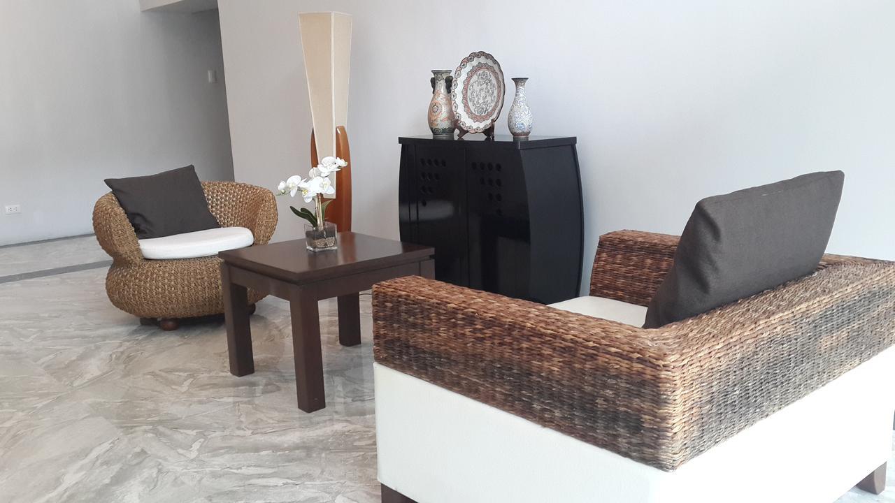 Ybc Grand Hotel Olongapo Eksteriør bilde